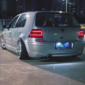 Meet your Posher, Gideon